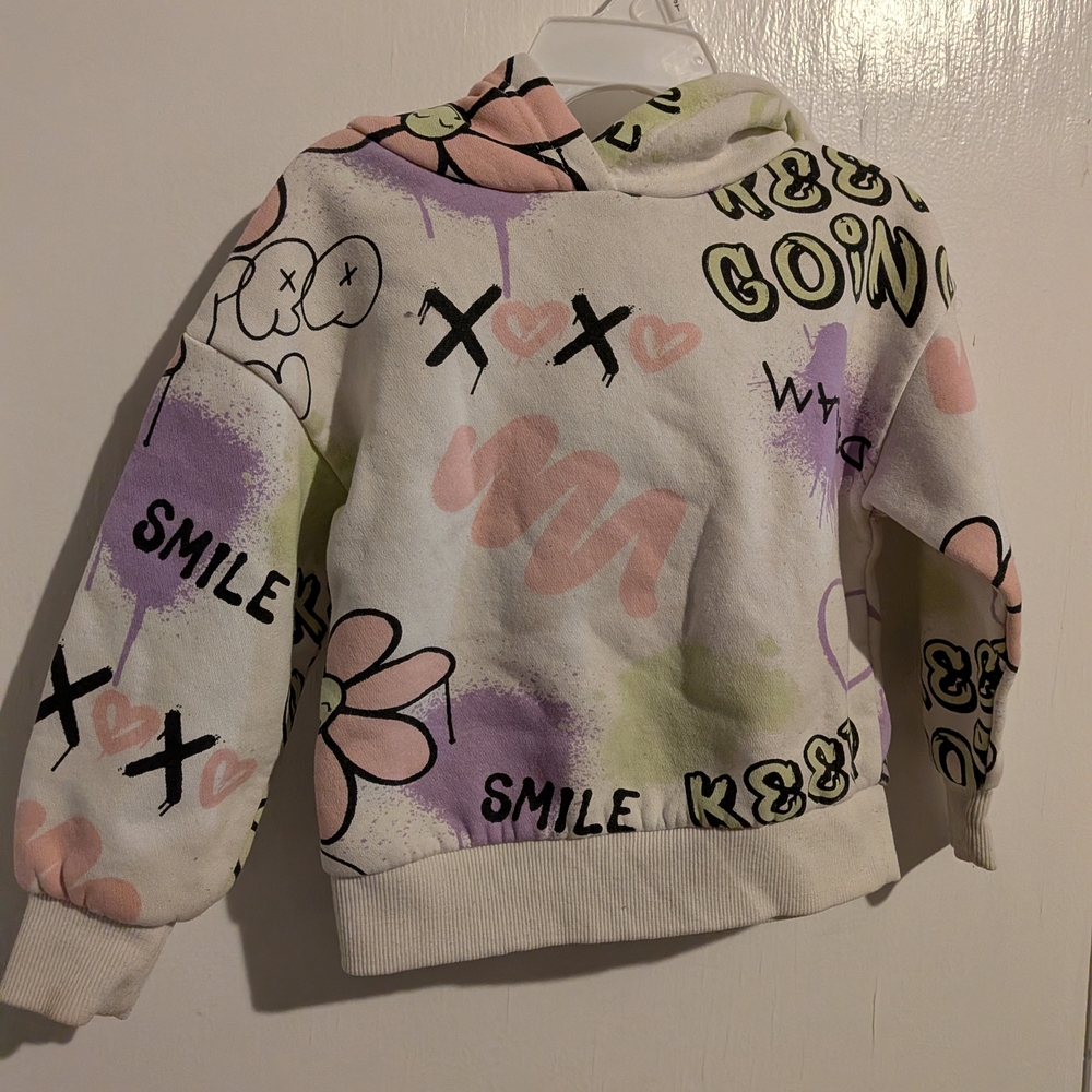 Primark Kids' Cream and Green Hoodie